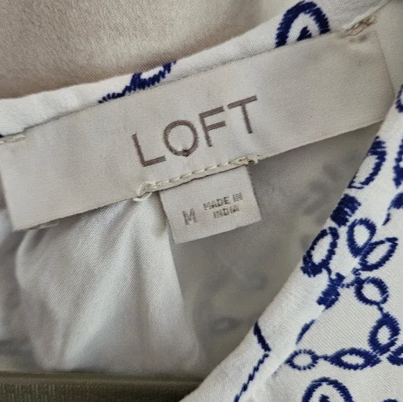 NWOT LOFT blue & white print sheath dress Womens Medium - Picture 4 of 5